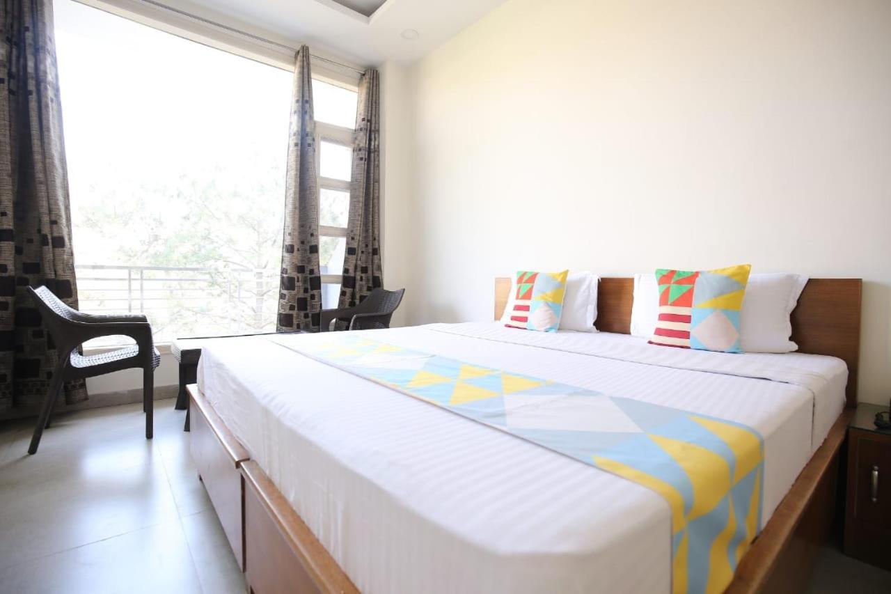 Sky Home Train View Kasauli Exterior foto