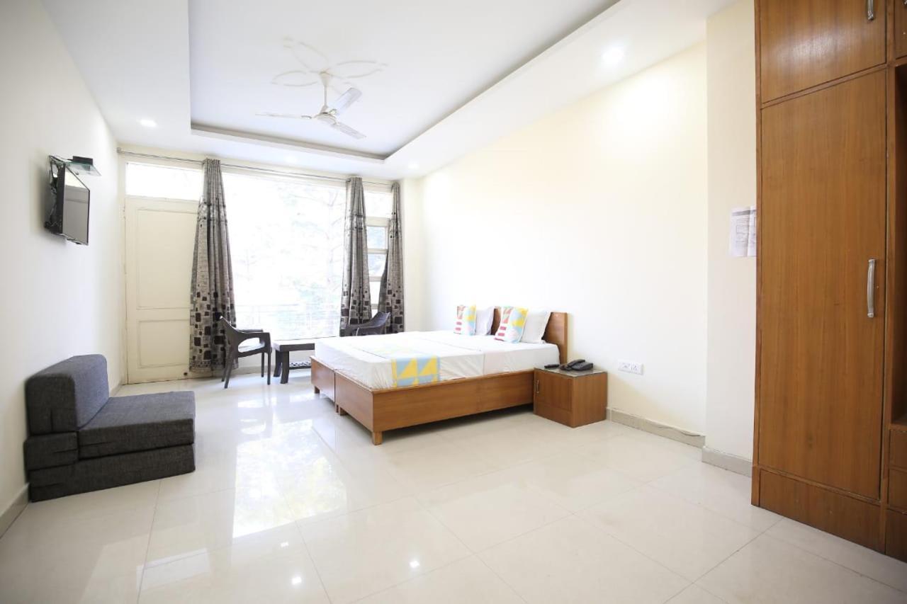 Sky Home Train View Kasauli Exterior foto